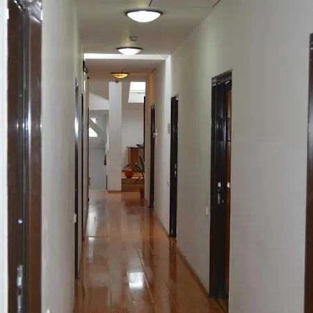 Kollege Hostal *